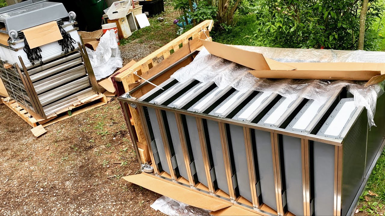 They DROPPED $$$thousands$$$ of BRAND NEW Freedom Breeder racks OFF A TRUCK!