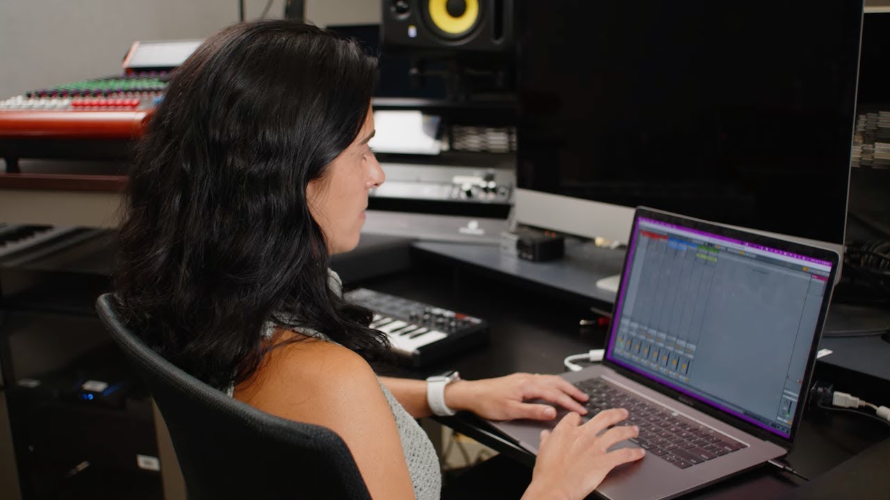 One Thing: Ariel Alexander &ndash; Crossfading loops