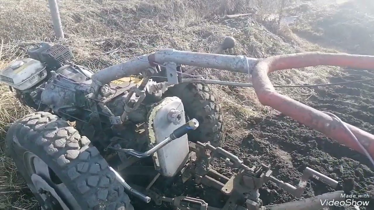 Монстр на пашне.