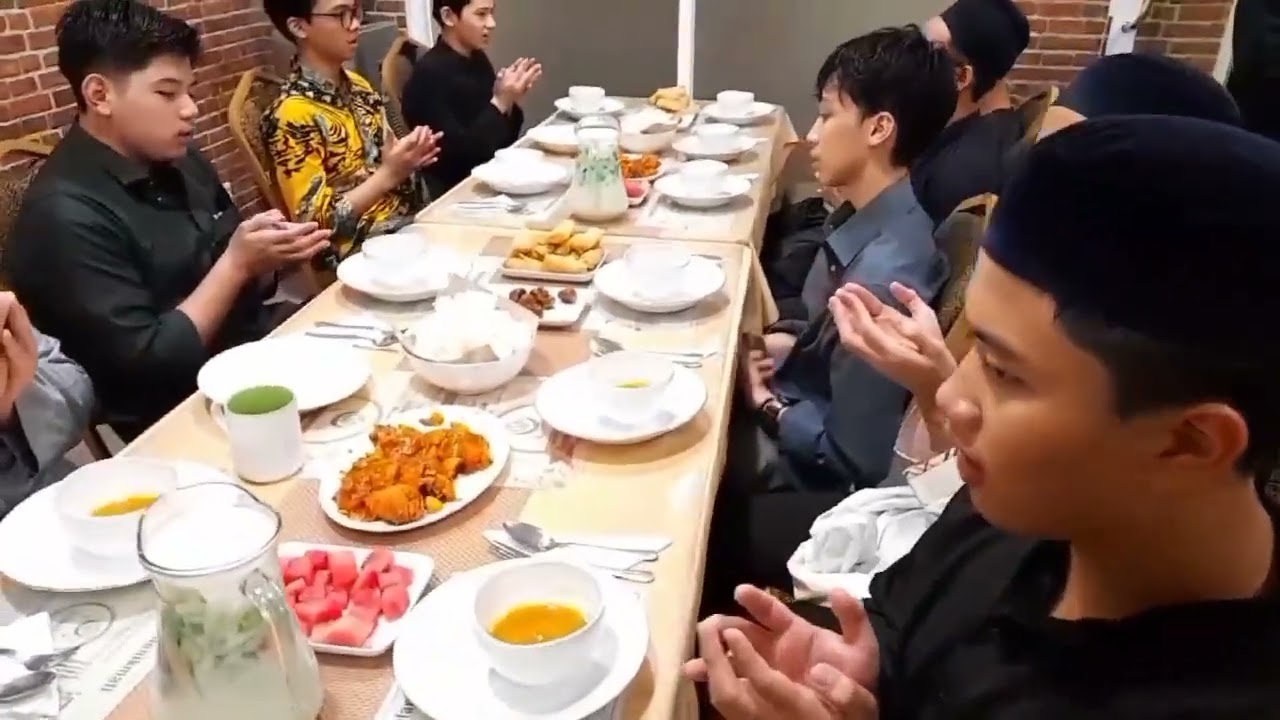 Buka Puasa Pondok Tahfidz Titut Soelasmo