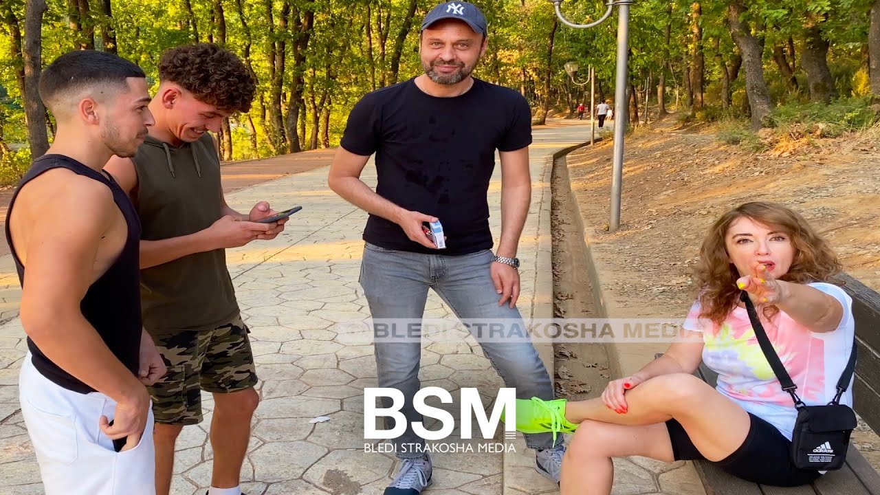Kamera e fshehtë - Si reagon këngëtarja Rovena Dilo ndaj djemve të rinj | 