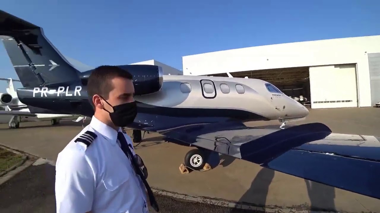 ANTES DA DECOLAGEM - O TRABALHO DOS PILOTOS ANTES DE UM VOO