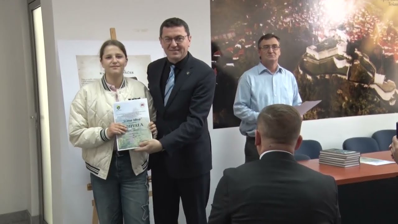 Tešanjska hronika 952: U Tešnju obilježen 4. april - Dan otpora fašizmu