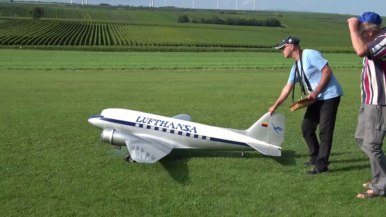 DC3 Flugspass trotz, Strömungsabriss und Bauchlandung