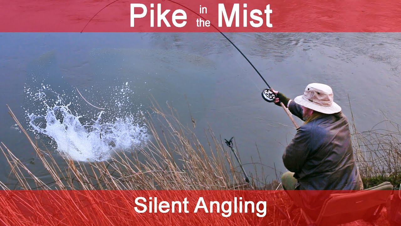 Pike fishing Uk - winter river Wye - float fishing centerpin setup - silent angling