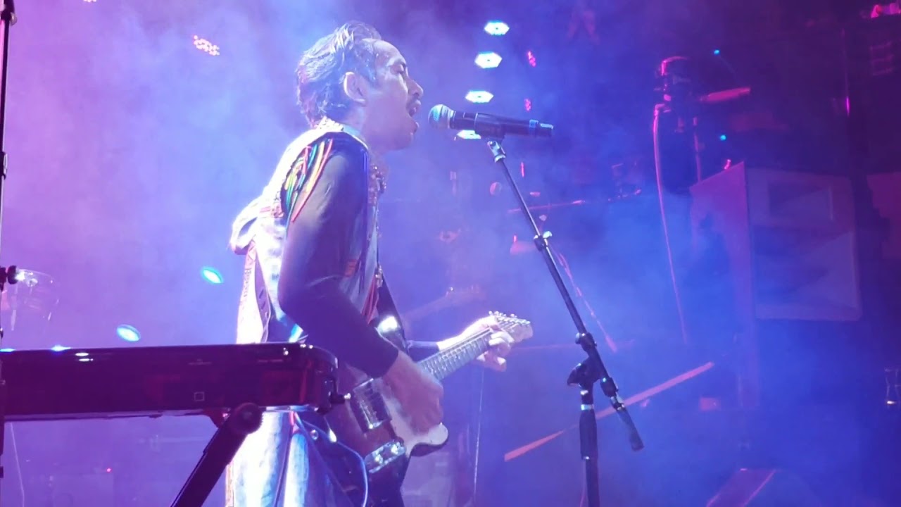 Rico Blanco - Balisong / You'll be safe here (Live in LA)