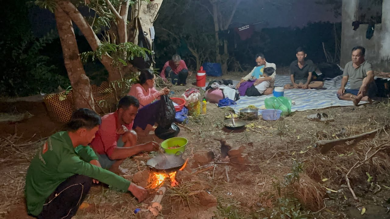 Cả tem trải nhiệm săn bắt và ngủ lại một đêm trên cùng với Anh Sơn VXĐ 655 phần 1