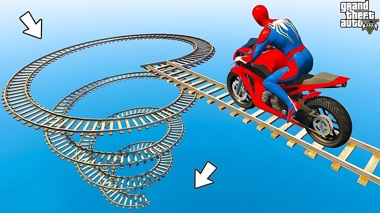 سبايدر مان اصعب دراجة نارية فوق اسماك القرش - Superheroes Ride on Motorcycle Stunt Funny Moments
