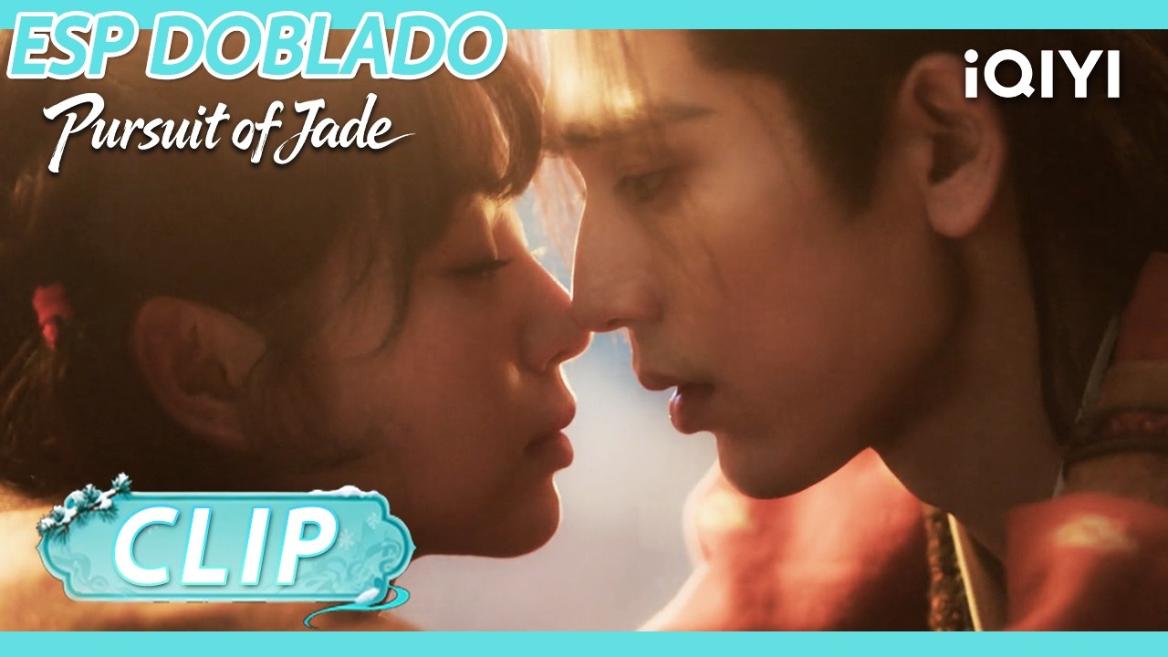 【CLIP】El beso cuando soñaba bajo los fuegos artificiales💋✨ | En Busca del Jade | iQIYI Spanish