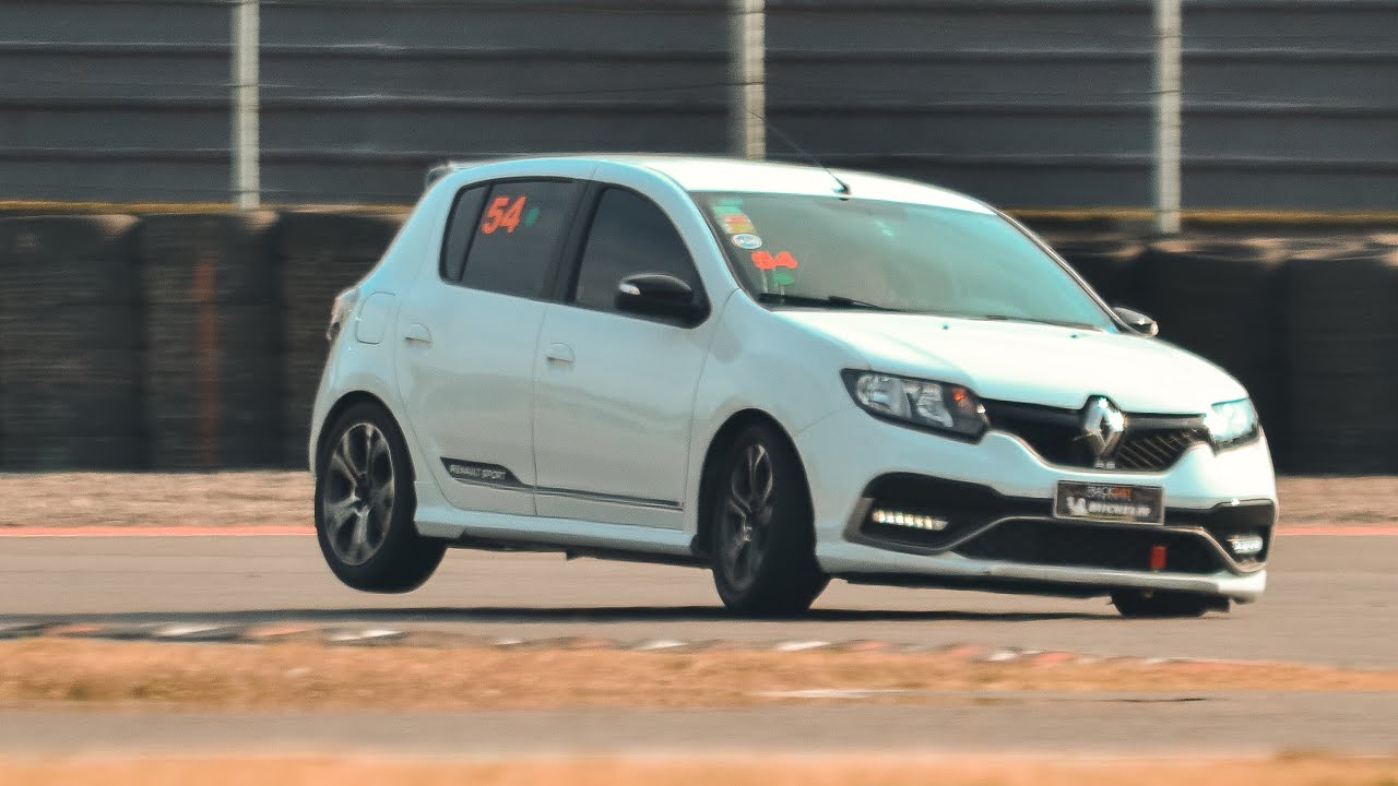 Desacuerdos con un Alfa Romeo + Actualizaciones en el Sandero R.S. | Track Day Argentina