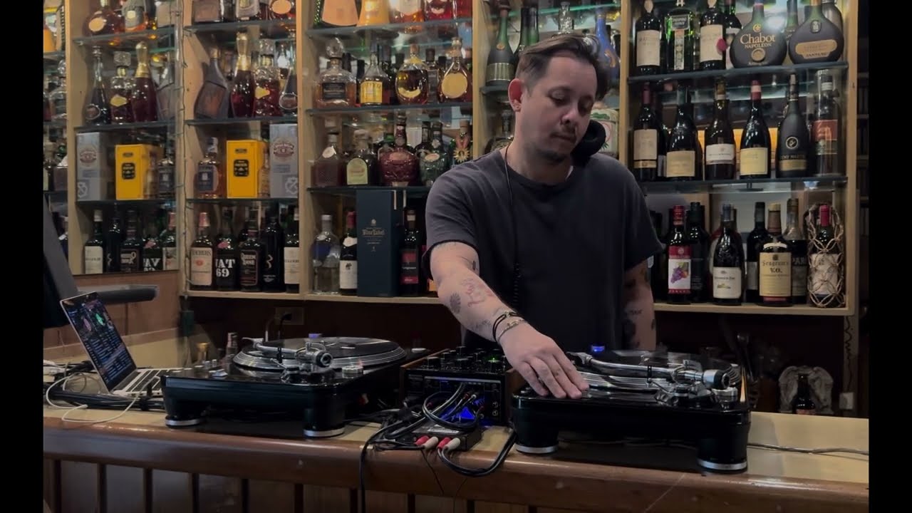 Testing the Omnitronic  TRM-202 Mk3 | Nu Disco | House Music