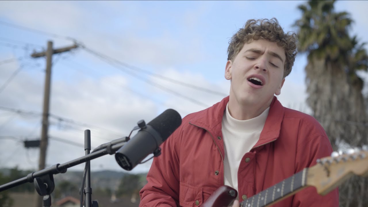 Issues/Hold On - Noah Mac Live Cover