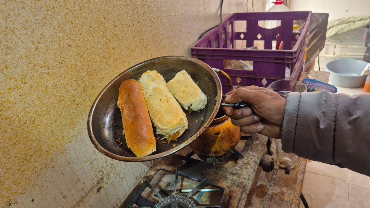 Saudi Mein   Biscuit ka bana diya ek anokhi cheez Daily vlog saudi vlog