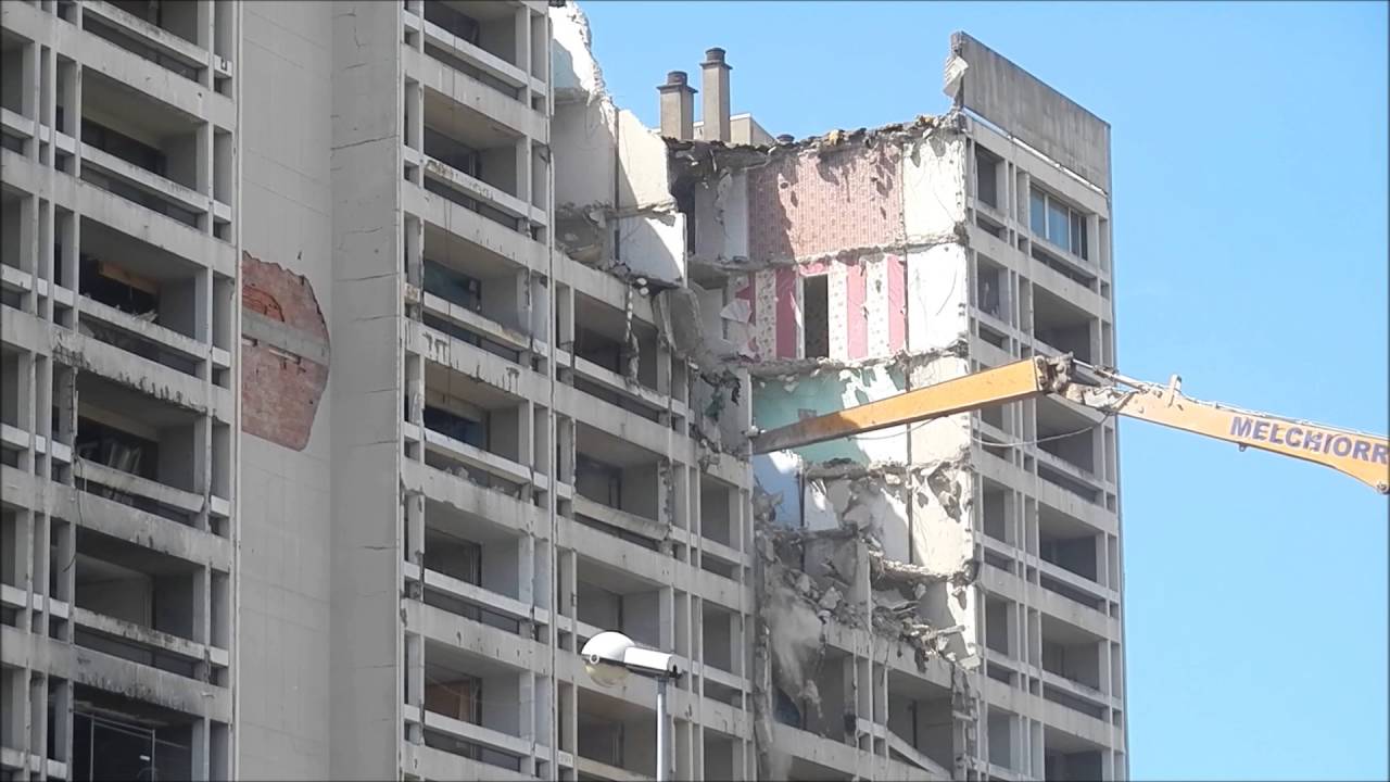 Uckange Démolition sur Plusieurs ANGLE de vue