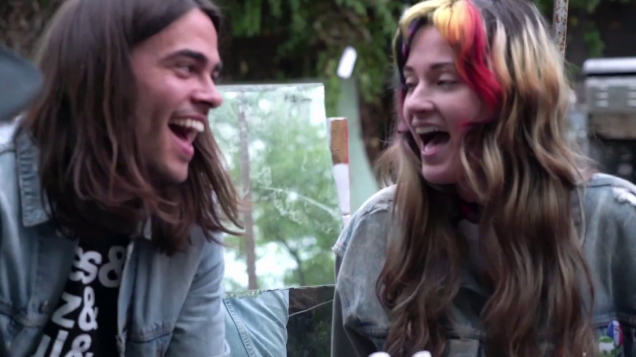 Vista Kicks & Lauren Ruth Ward (Vista Kickback - Garden Session)