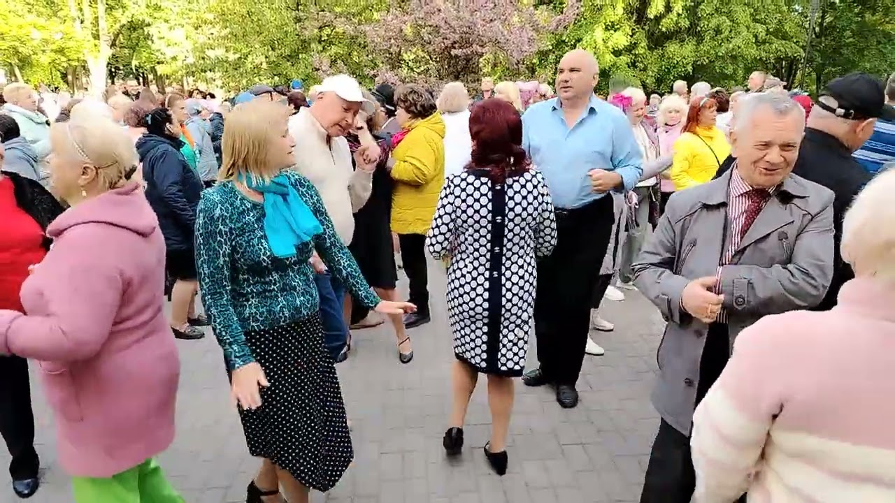 Танцы в Гомеле. 09.05.2025 г.
