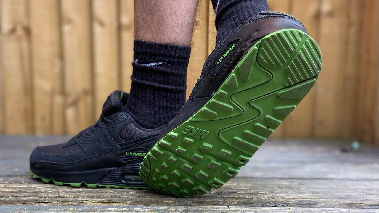 UPDATE: AFTER WEARING NIKE AIR MAX 90 BLACK CHLOROPHYLL BLACK for 1 month