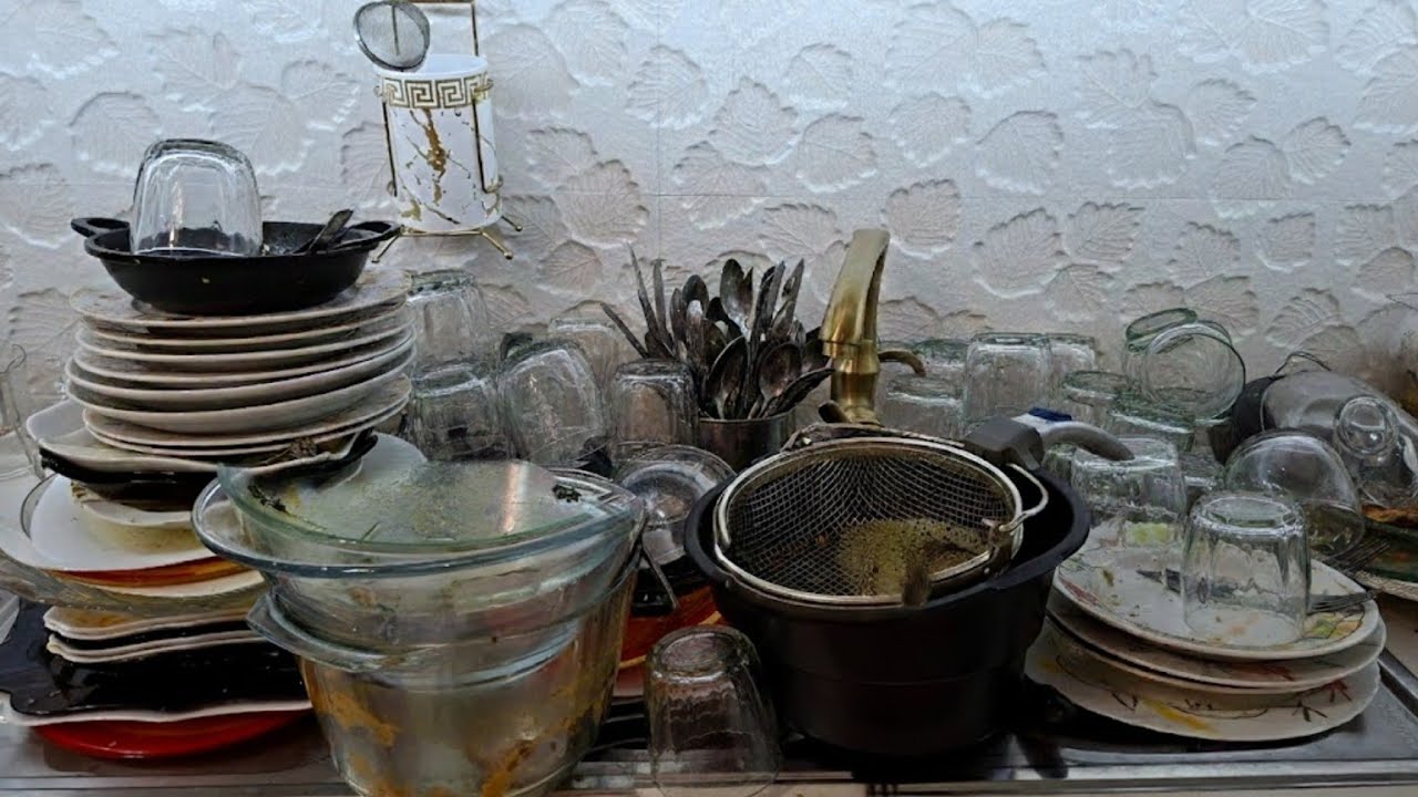 Satisfying Dishwashing ASMR | Sink Full of Bubbles & Gentle Cleaning