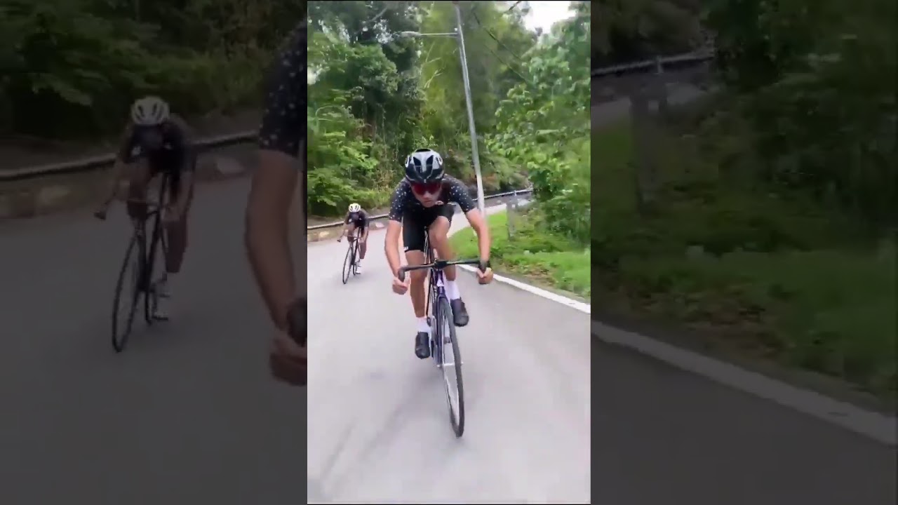 High speed fixed gear downhill ride #shorts #libertybikeskl #fixedgear #fixie #skid #hillbombing