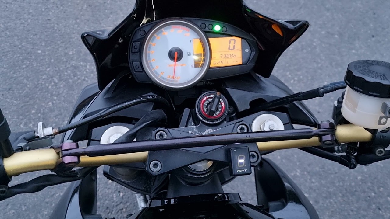 2008 Kawasaki Z1000 #LeoVince# #PowerCommander# cold engine start and walkaround +++flames