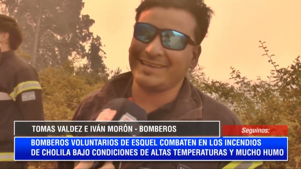 TOMAS VALDEZ  E IVAN MORON   BOMBEROS VOLUNTARIOS DE ESQUEL EN LOS INCENDIOS DE CHOLILA