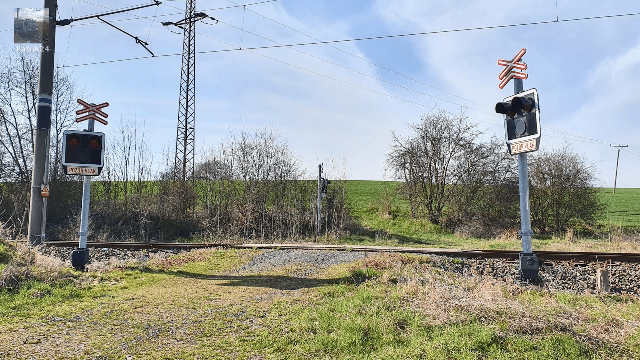 [300 ODBĚRATELŮ - Minispeciál] Železniční přejezd P250 Cheb - Tršnice