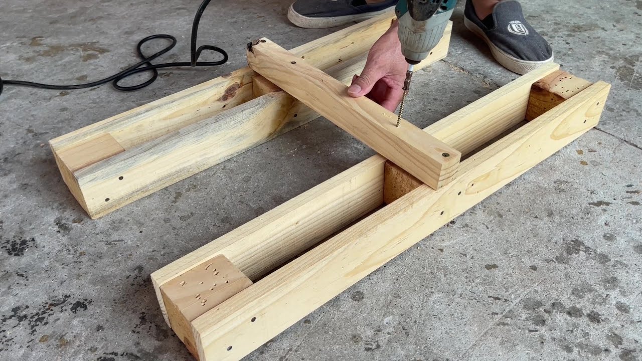 Project Ideas for A Complete Beginner - How to Make Table Pallet & Garden Furniture with Pallets