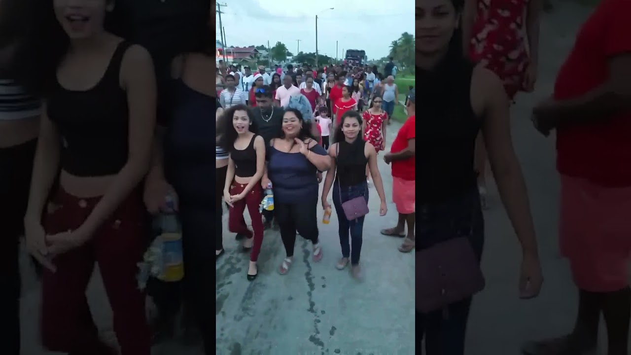 GUYANESE CHRISTMAS  - ESSEQUIBO DANCING BADCOW