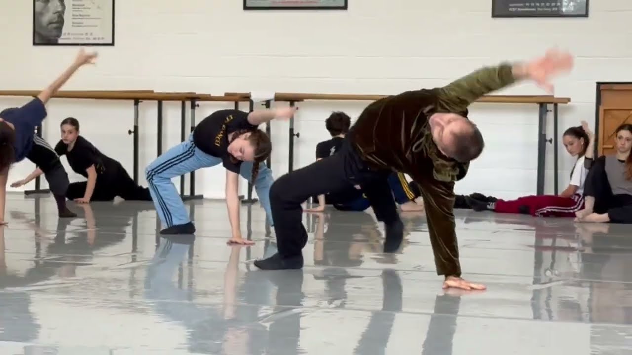 Marco Volta BA Contemporary ZHdK Zurigo Preparing for Contemporary Auditions