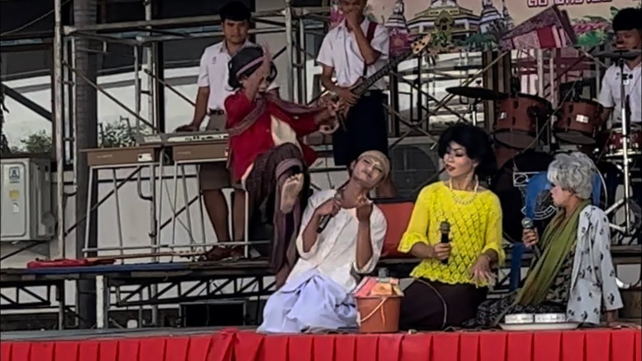 ส่งนักเรียนแข่งขันตลก ระดับชาติ || ร้อยเอ็ด