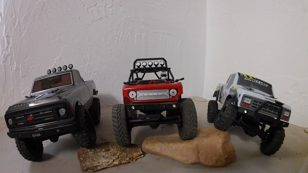 Micro Crawlers Battle! Axial scx24 vs Element Enduro 24.