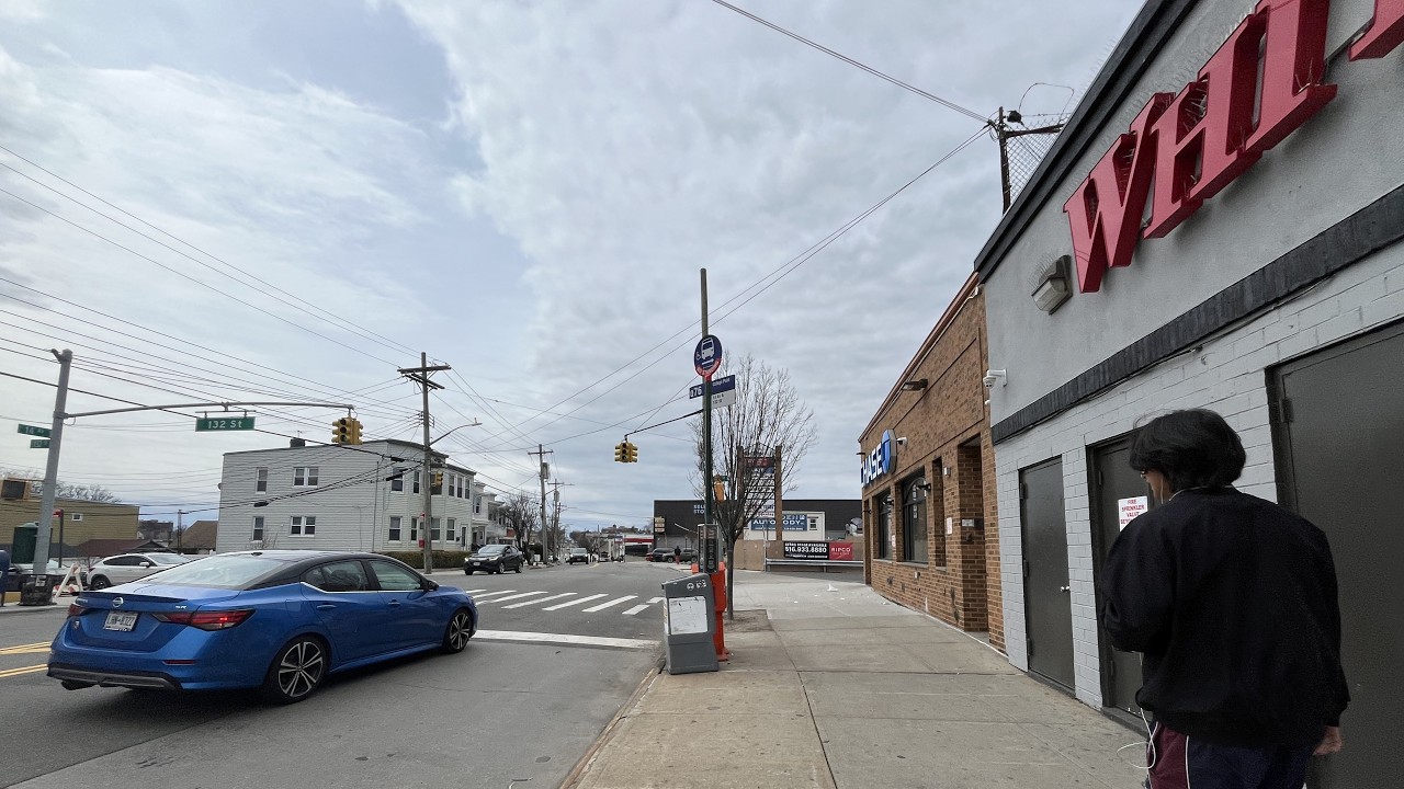 WhitePoint Shopping Center - College Point NYC 