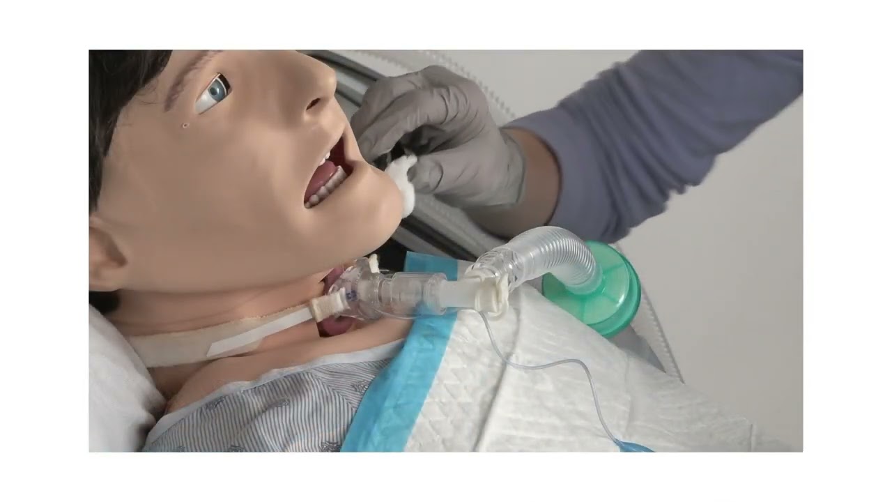 D&eacute;monstration 1 : Soins quotidiens de la trach&eacute;ostomie