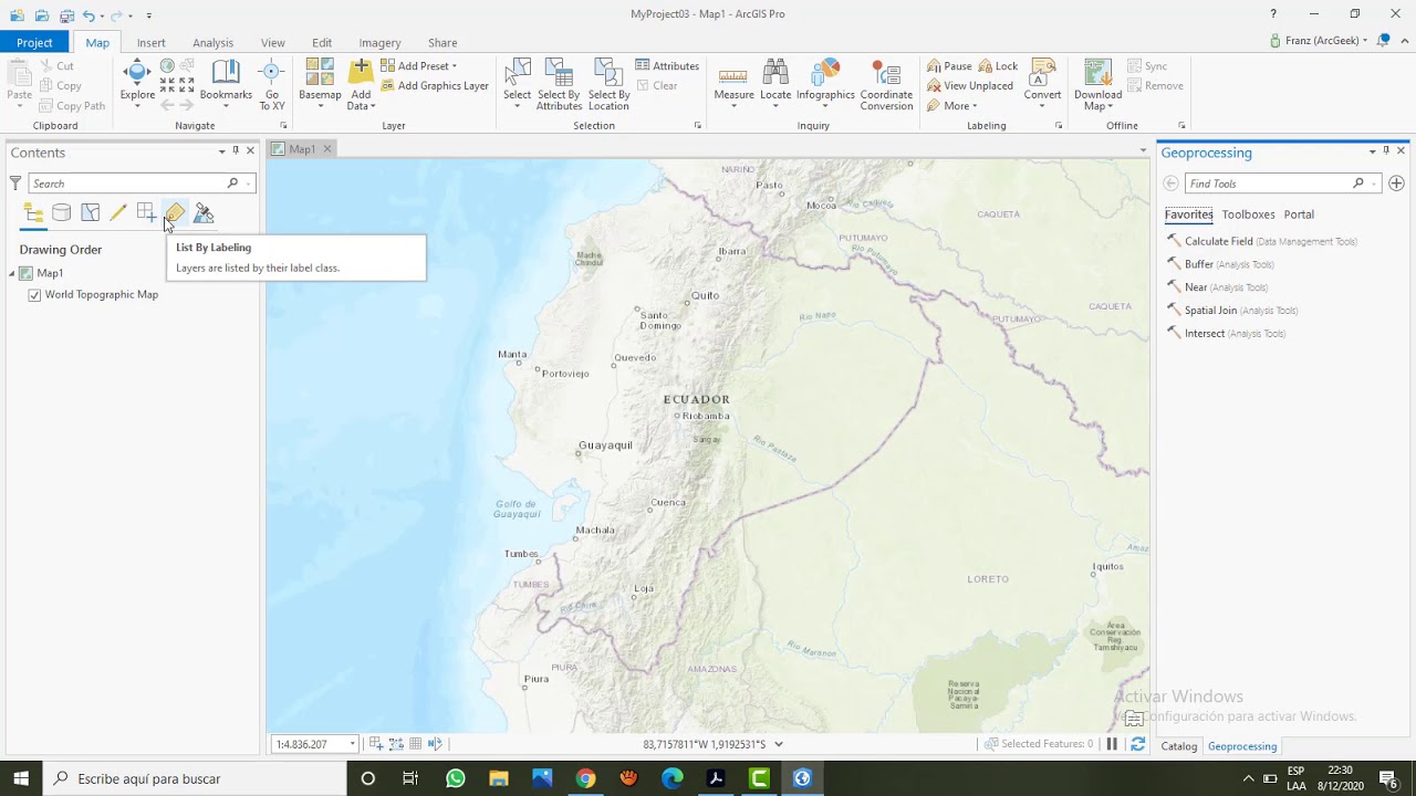 Barra de cintas y paneles en ArcGIS Pro