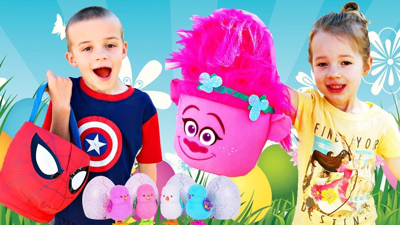 WORLD'S BIGGEST EASTER EGG HUNT Giant Backyard Playground Hunt Trolls Poppy Little Live Pets Chick