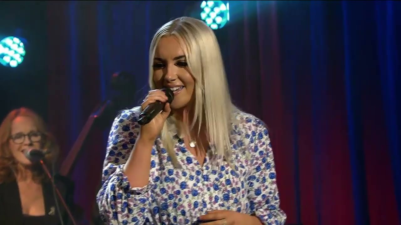 Opry le Daniel Ar Turas | Stacey Breen - Tonight The Heartache's On Me | TG4