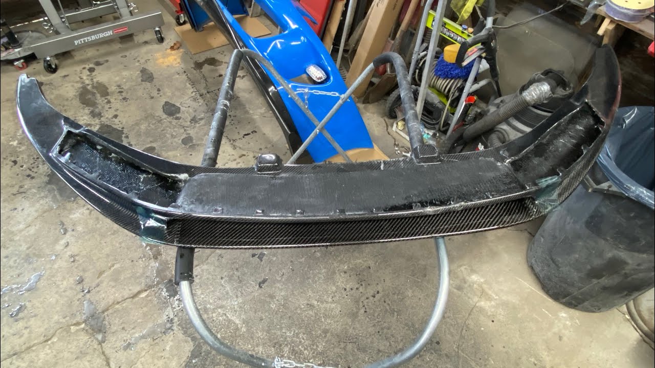 Repairing Destroyed Carbon Fiber (Audi R8 Front Lip)