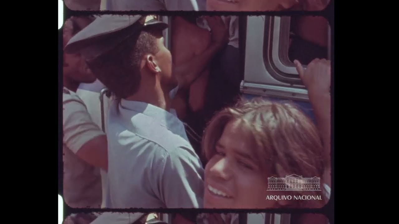Ônibus lotado (1977)