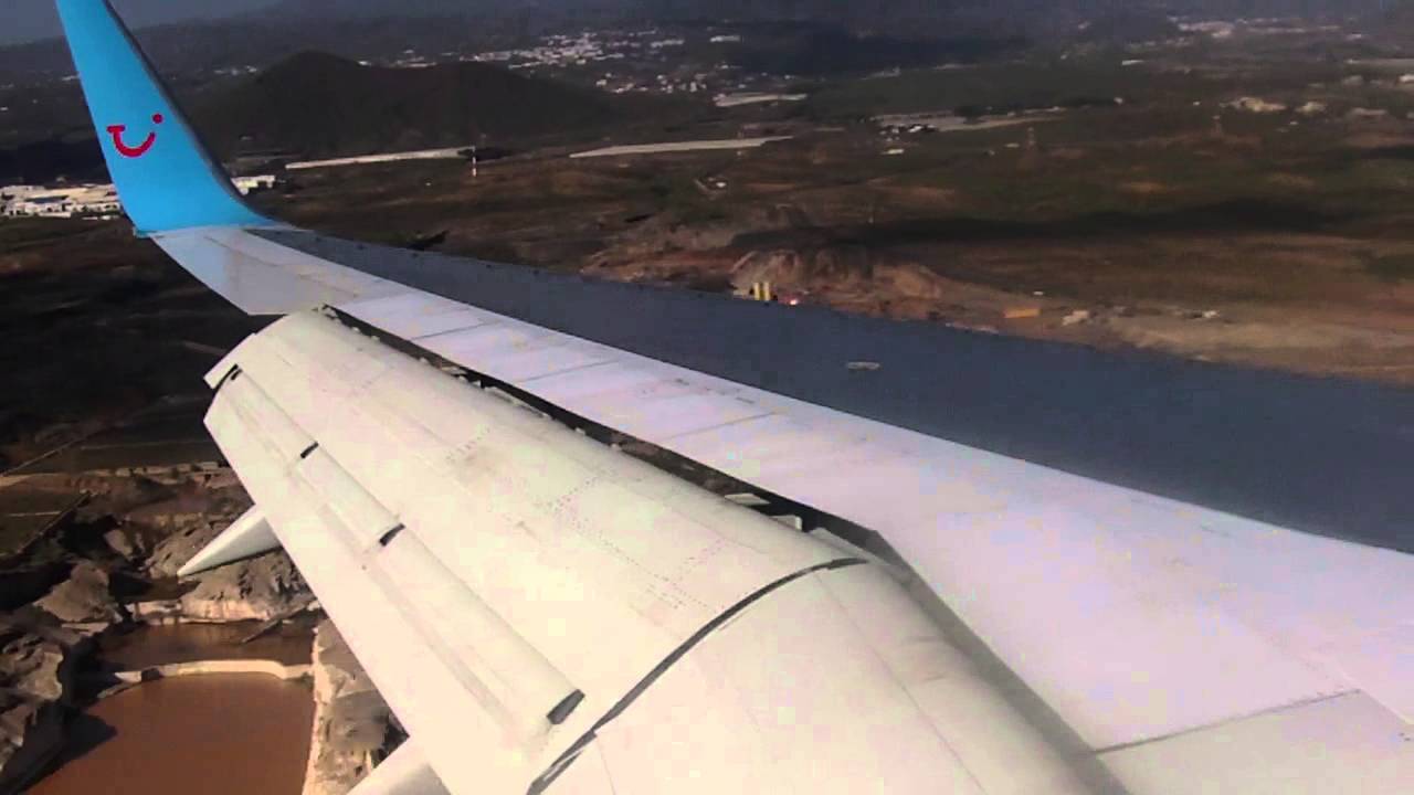 Thomson Airways Boeing 757-28A landing at Tenerife/South Airport 13/12/2013
