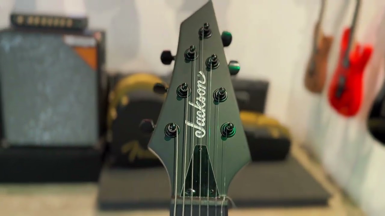 Guitarra Jackson JS22 7 Dinky Arch Top DKA HT Sati