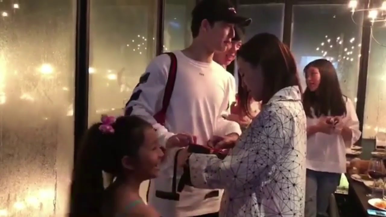 บาสกับการฉลองวันเกิดม้า@waterside karaoke restaurant