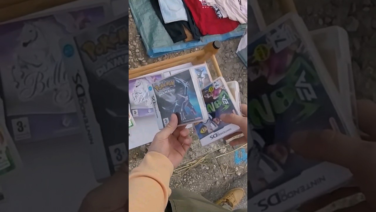 Une jolie trouvaille inattendue en #videgrenier #brocante #pokemon