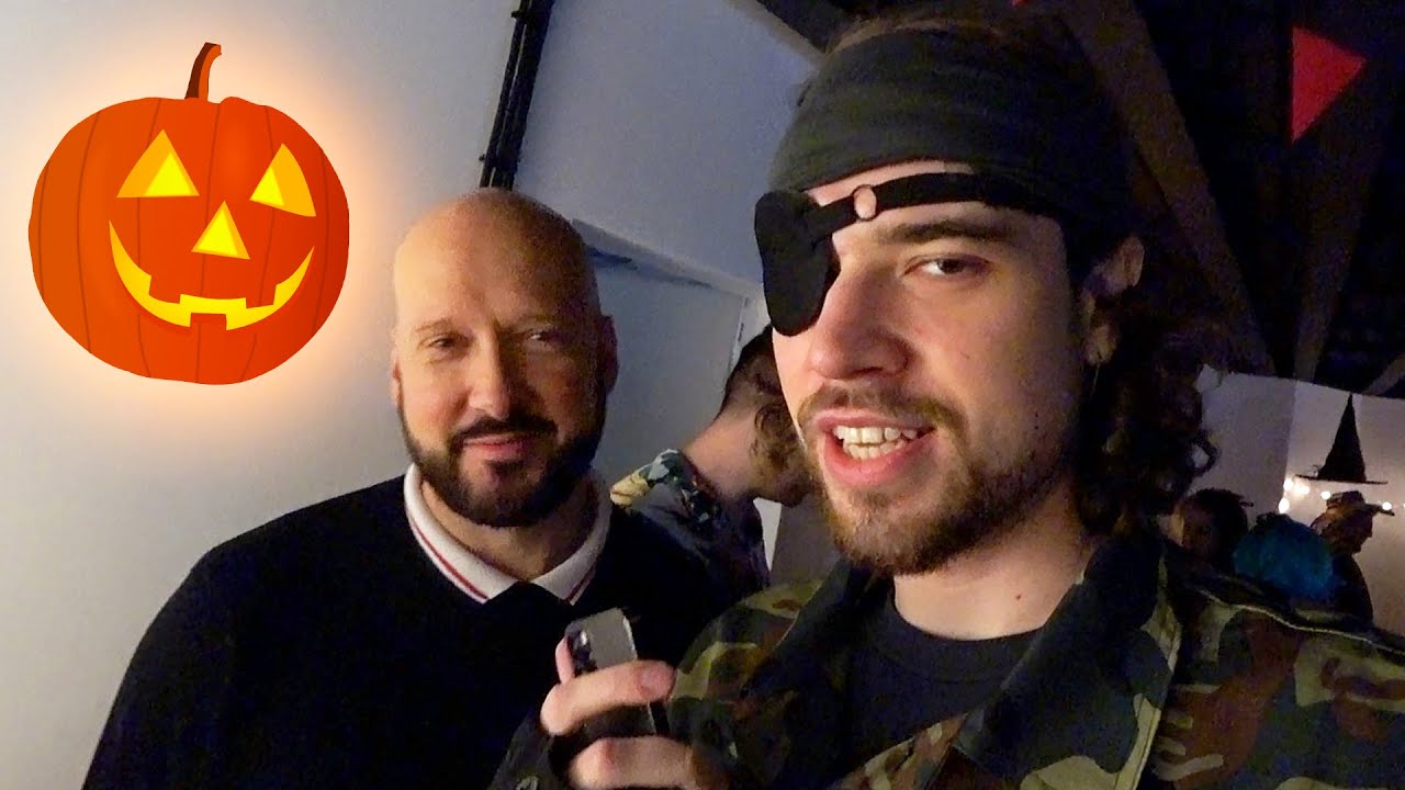 Crazy Russian Halloween Party w/ Bald and Bankrupt 🇷🇺