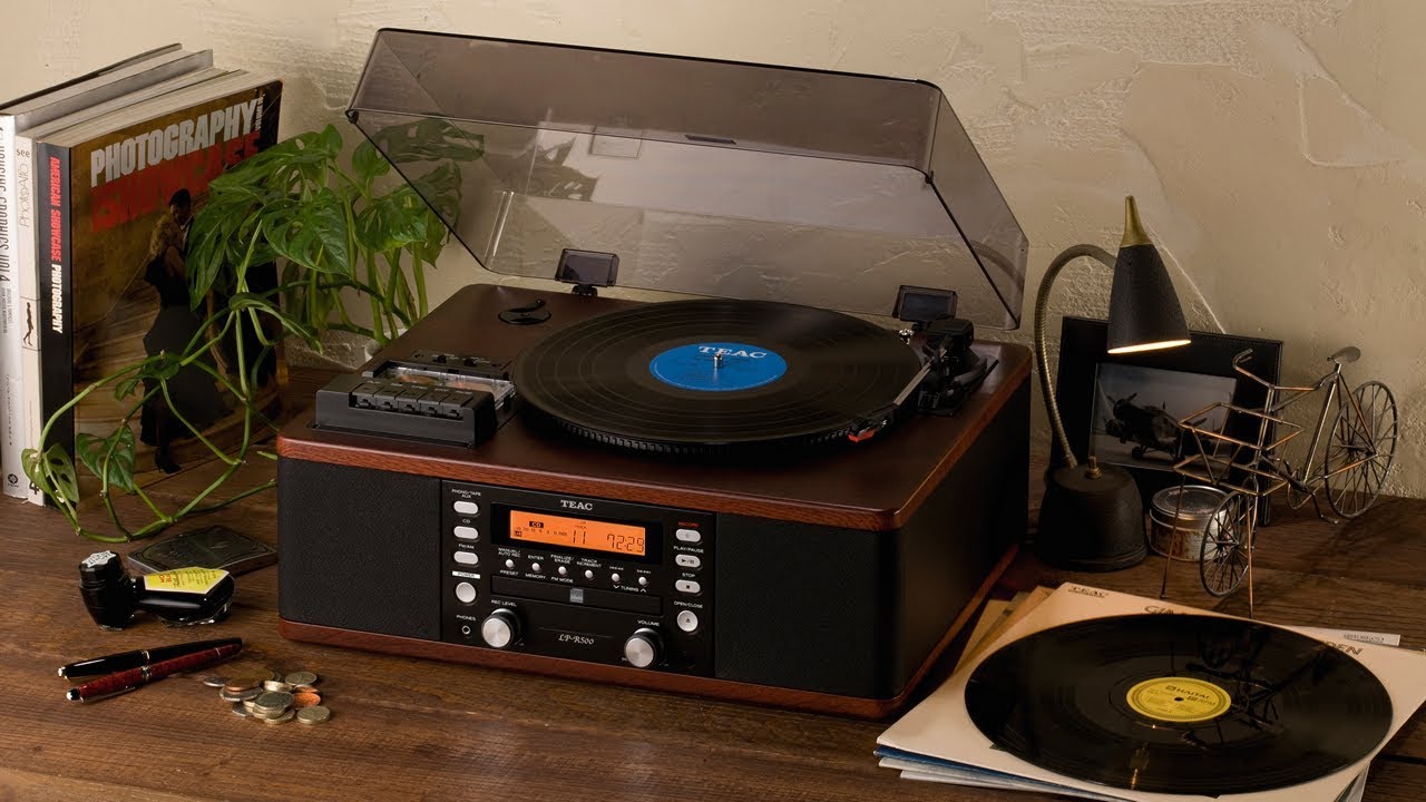 TEAC LP-R550USB all-in-one turntable/cassette/CD audio system review