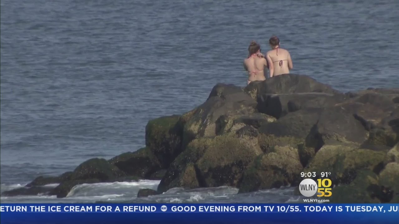 Good Samaritans Rush To The Rescue In Avon By The Sea