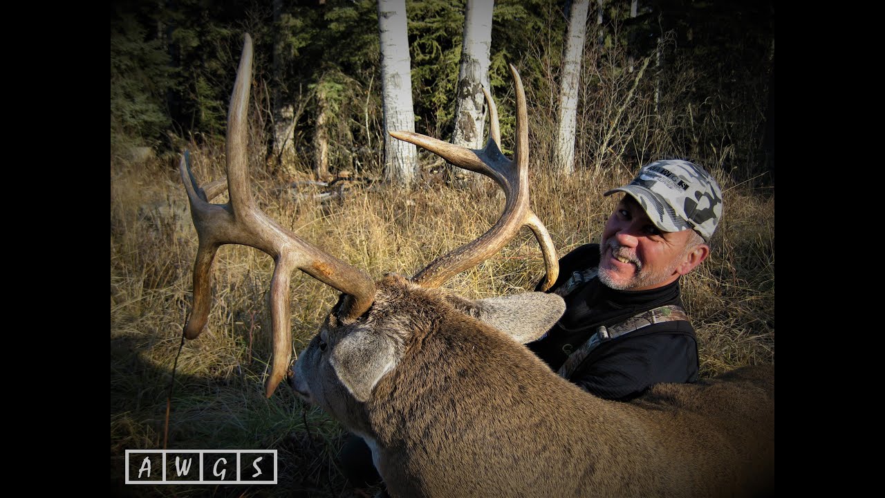Trophy Whitetail Deer Hunting with AWGS in Alberta, Canada - Triple Droptine Dreams