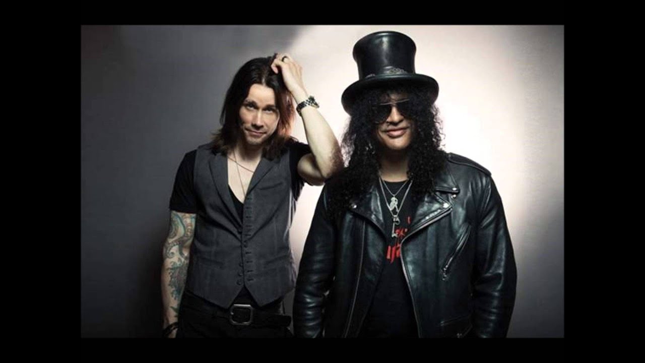 Slash ft Myles Kennedy - Nothing left to fear (rare acoustic)