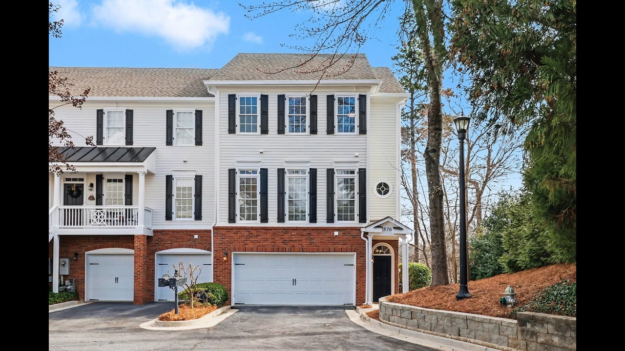 570 Neel Reid Drive | Olde Towne Roswell