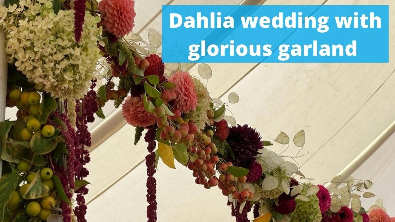 Creating a dahlia wedding and a lovely autumnal garland x