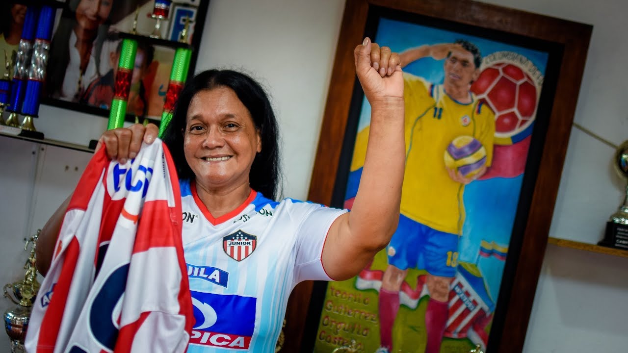“Mi casa fue a punta de puros goles de Teo”: Cristina Roncancio, madre de Teo